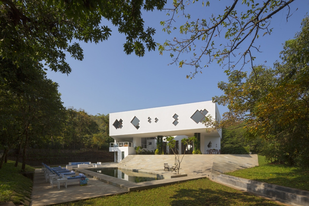 153258aqozy7erpyfuzrn18gc.jpg.jpg