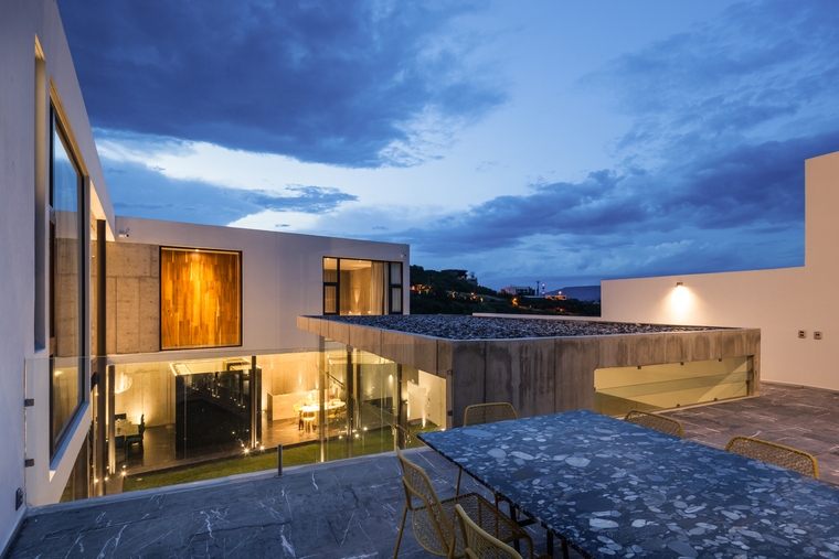 resize,w_760.jpg