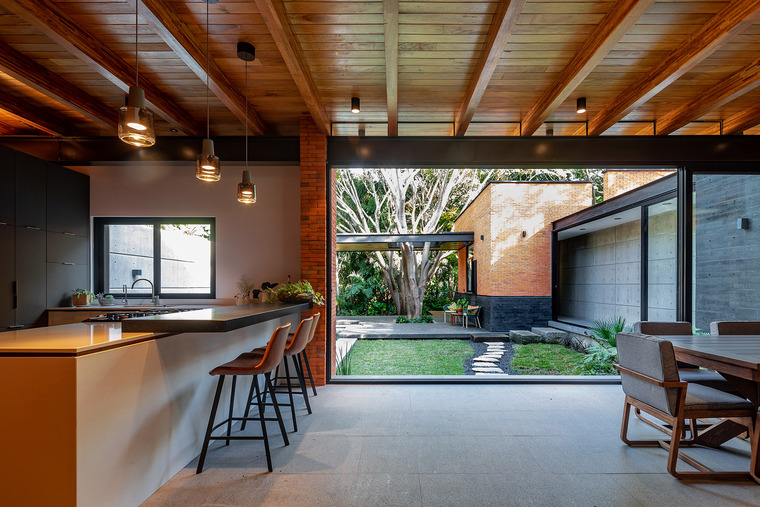 resize,w_760.jpg
