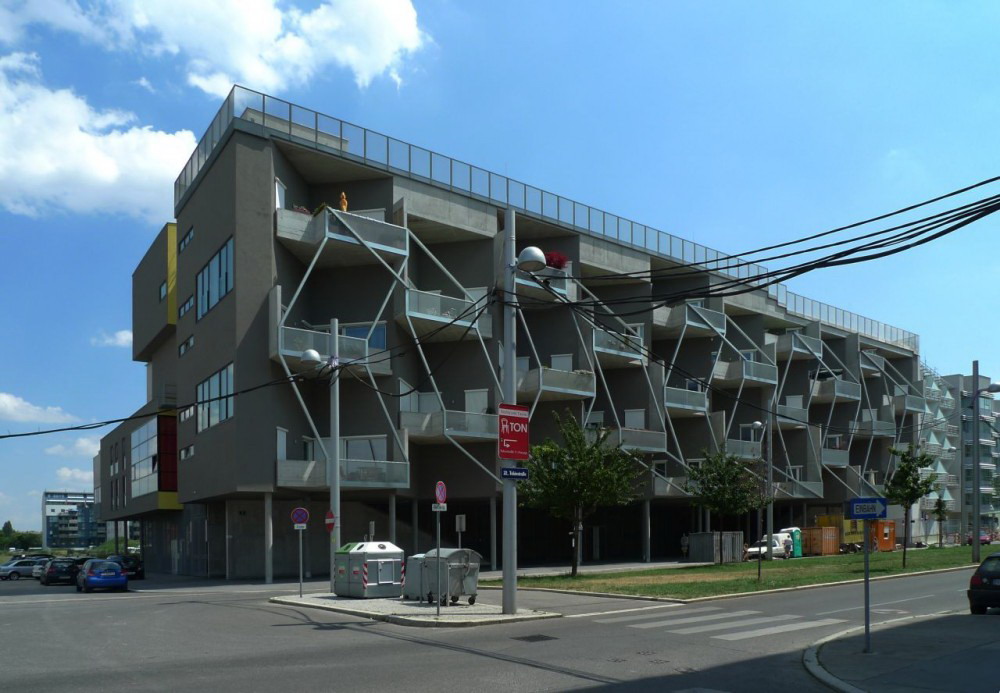 723105_3.jpg.jpg