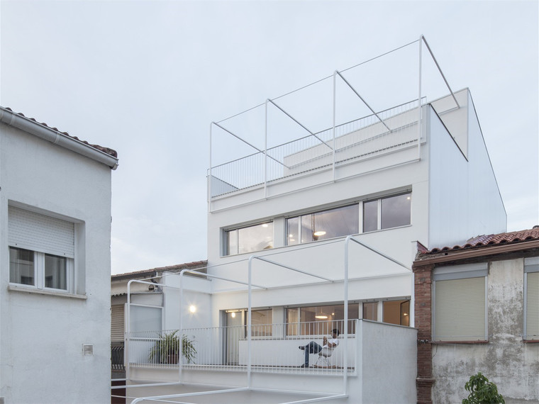 resize,w_760.jpg