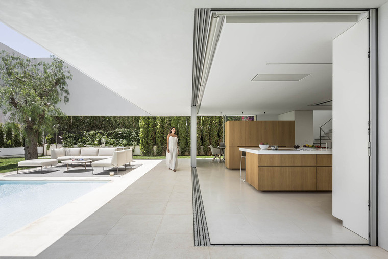 resize,w_760.jpg