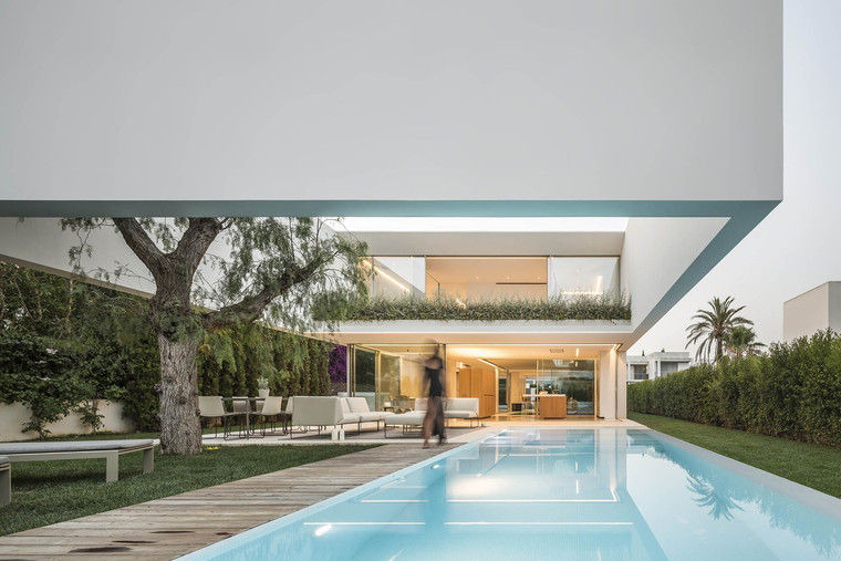 resize,w_760.jpg
