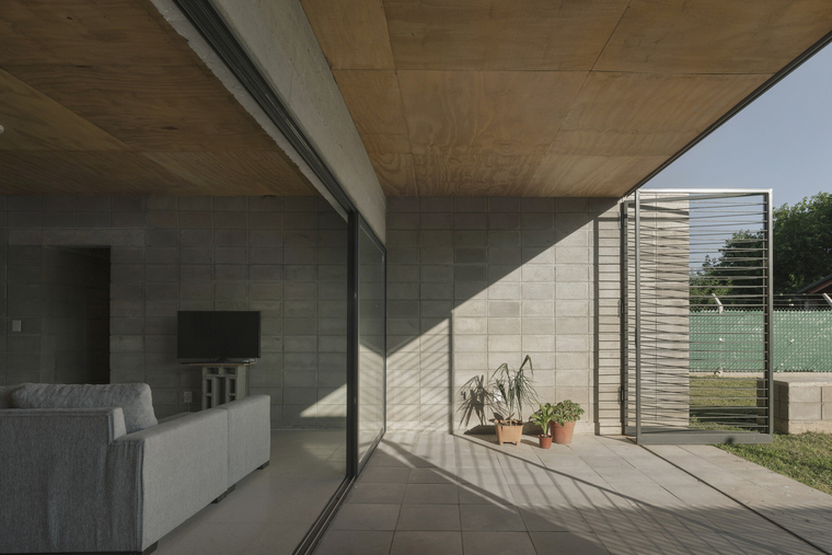 resize,w_760.jpg