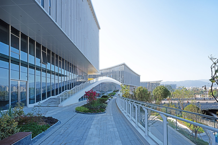 resize,w_760.jpg