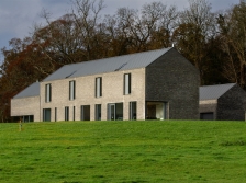 英国贝格湖边的住宅