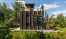 美国湖畔家庭度假小屋