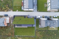 波兰市郊的绿色生态住宅