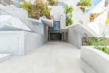 日本丰岛区住宅和画廊综合建筑