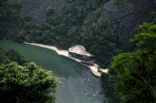 桂林天门山山之港临江餐厅