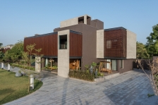 C字形叠幕住宅