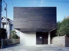 Neut玻璃坡顶住宅