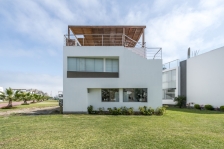秘鲁海滨小屋